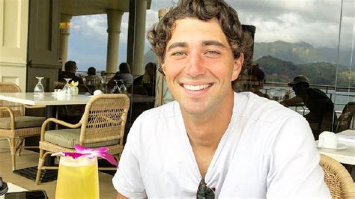 How Tall Is Joey Bachelor? Discover the Height and Other Fascinating Facts