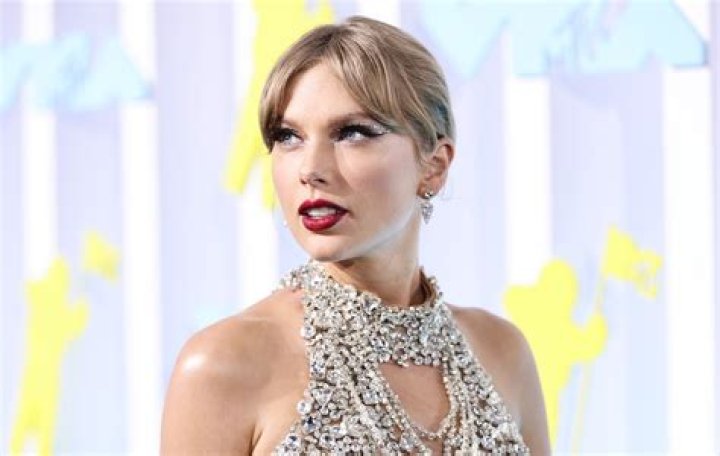 Is Taylor Swift a Mother? Unveiling the Truth Behind the Headlines