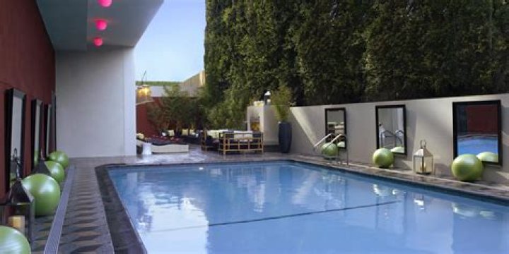 Kimpton Palomar Los Angeles Beverly Hills: A Luxurious Urban Retreat